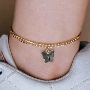 3/$30 💛 Butterfly Chain Anklet